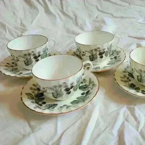 Set of 4- Lavinia Tea Cup and Saucers